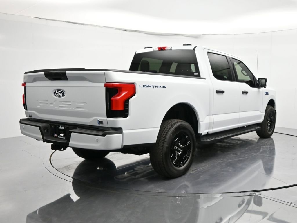 New 2025 Ford F150 Lightning XLT image 6
