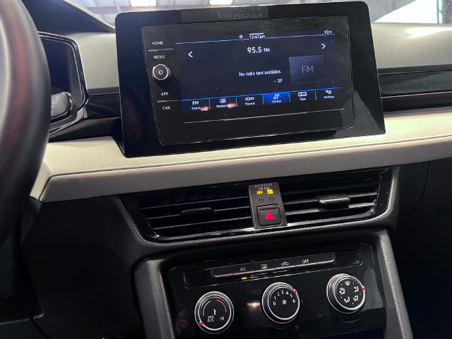 Certified 2025 Volkswagen Taos S FWD image 24