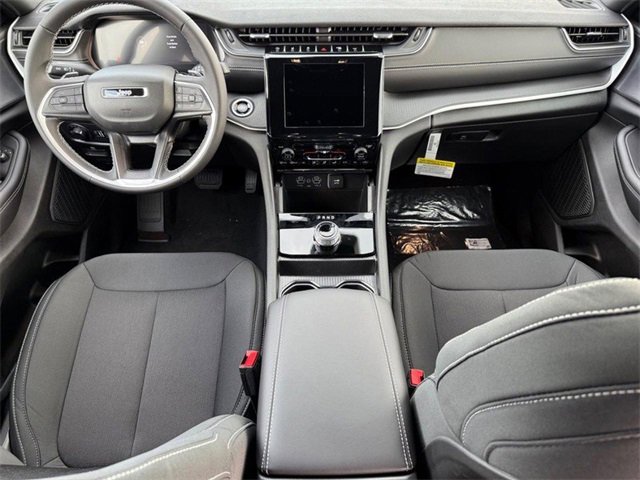 New 2025 Jeep Grand Cherokee Laredo X image 14