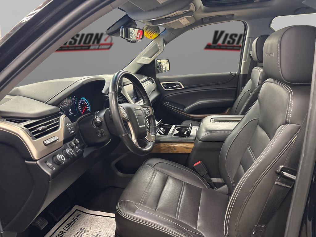 Used 2019 GMC Yukon Denali w/ Denali Ultimate Package image 9