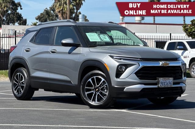 Used 2026 Chevrolet TrailBlazer LT w/ Convenience Package image 1