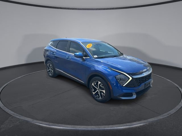 Used 2024 Kia Sportage EX image 3