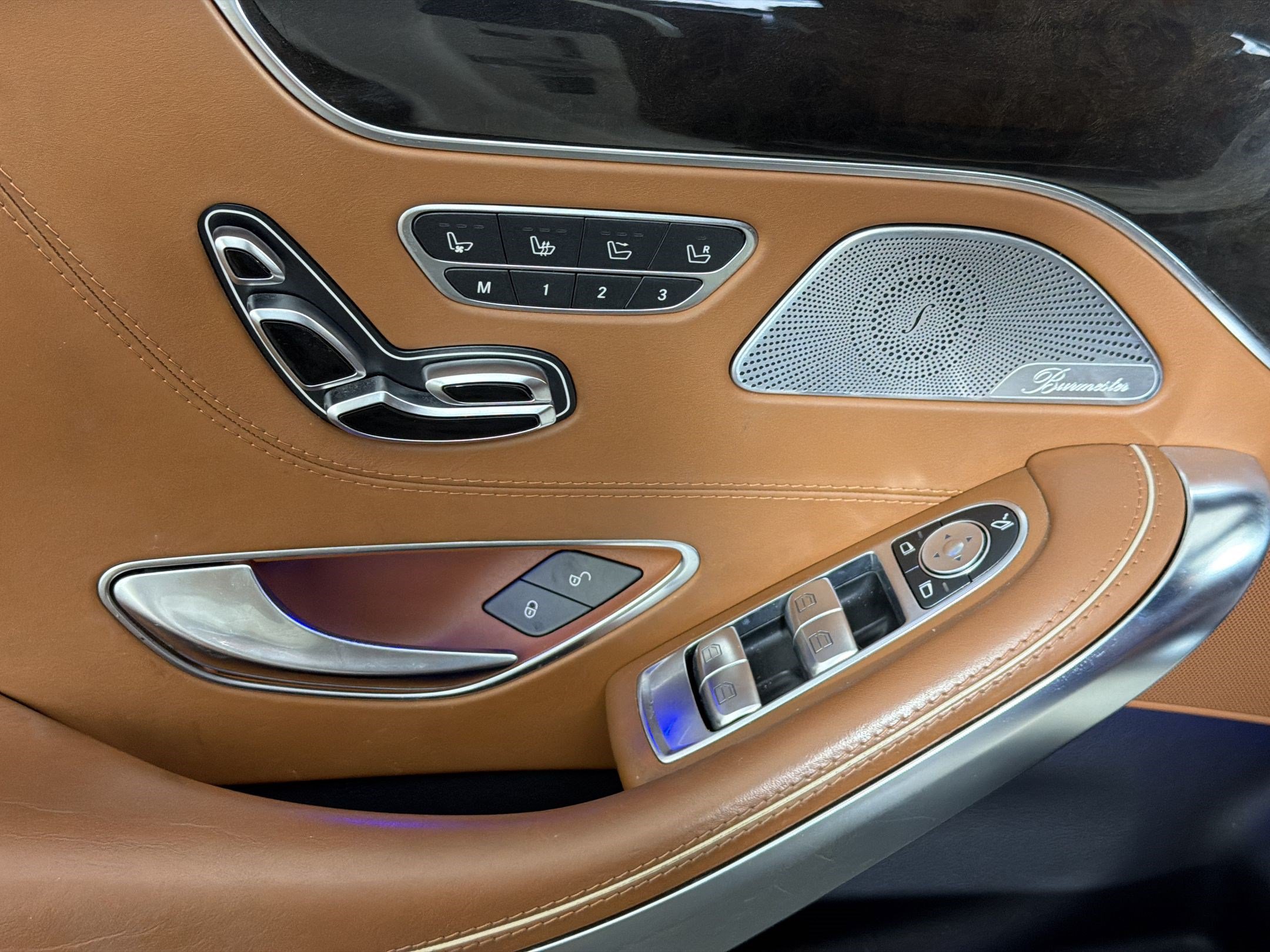 Used 2017 Mercedes-Benz S 550 Cabriolet image 25