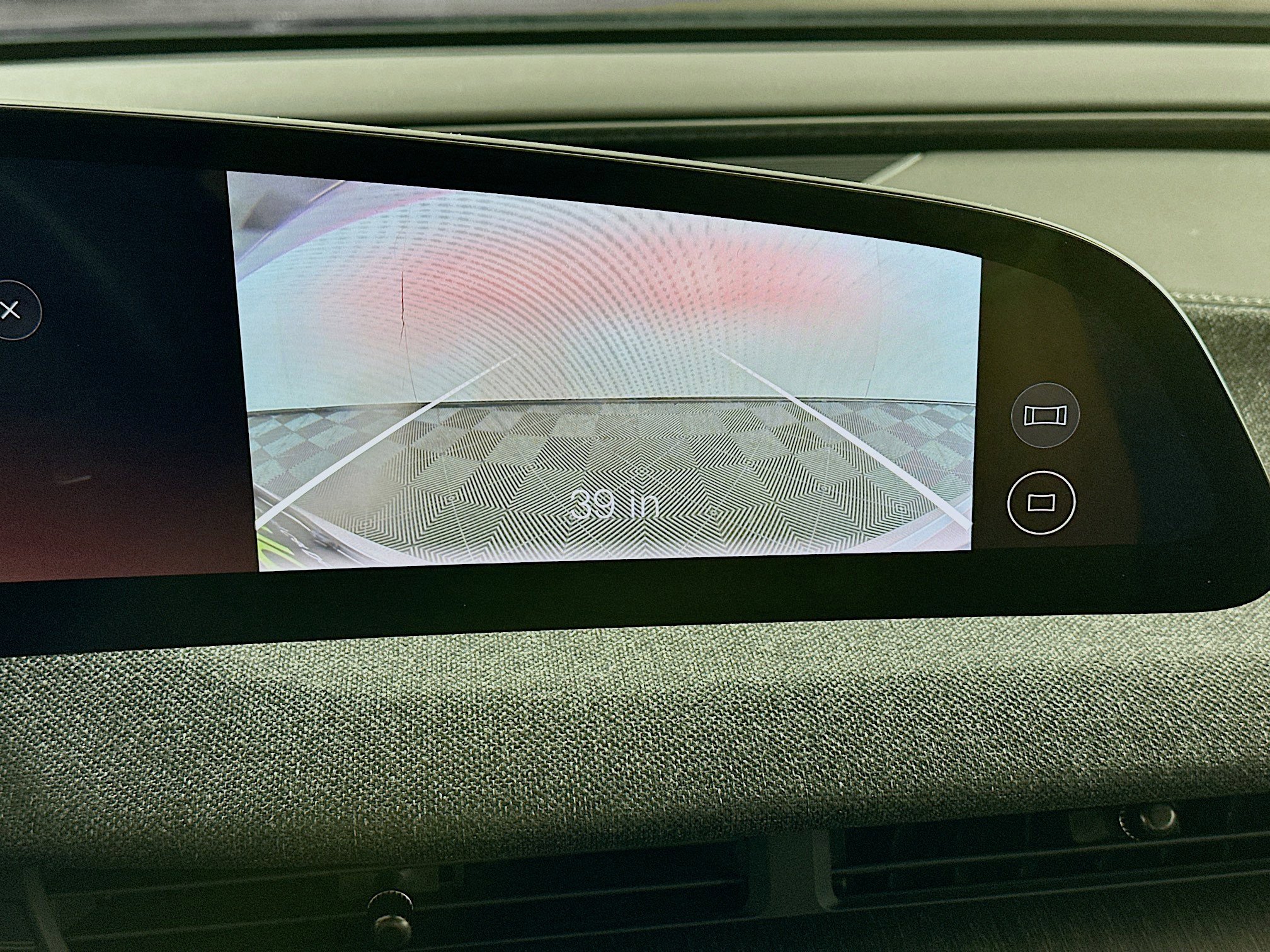 Used 2024 Lucid Air Pure RWD image 23