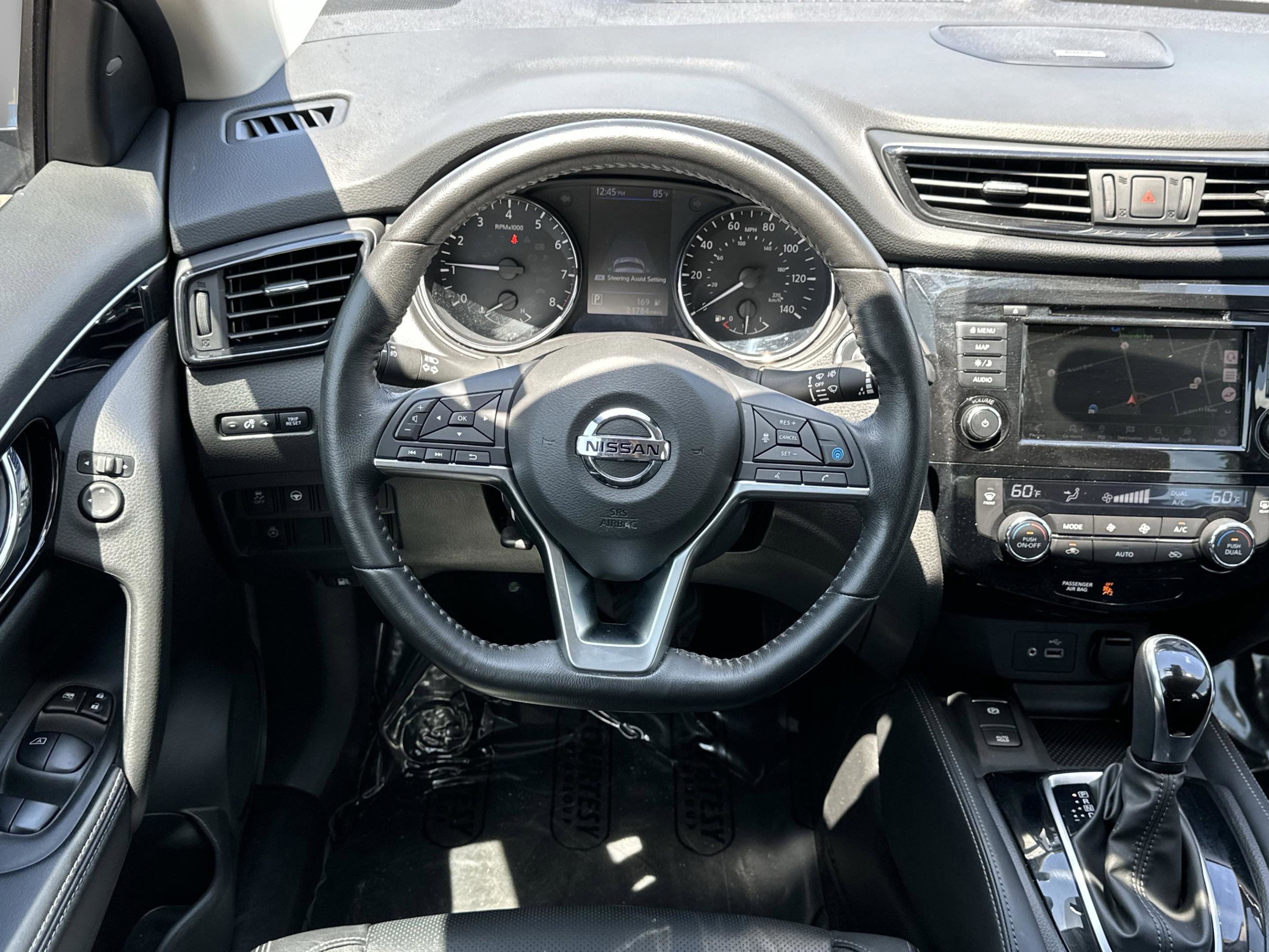 Used 2019 Nissan Rogue Sport SL w/ Premium Package FWD image 14