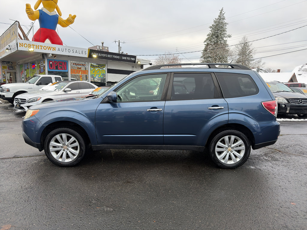 Used 2012 Subaru Forester 2.5X Premium image 3
