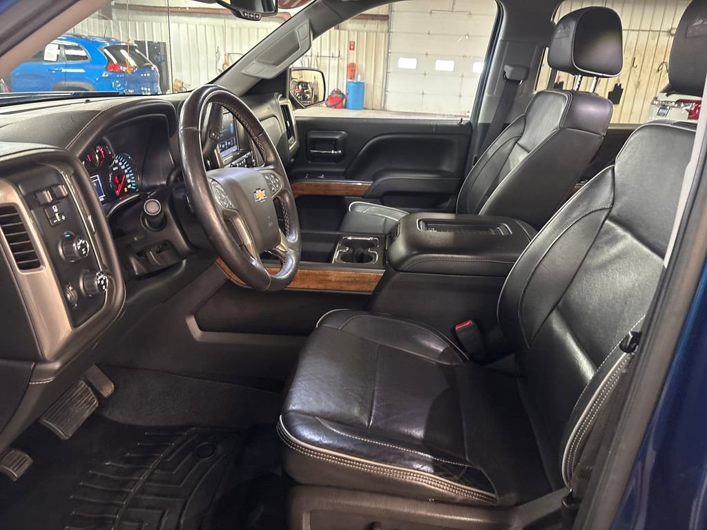 Used 2017 Chevrolet Silverado 1500 High Country AWD/4WD image 14