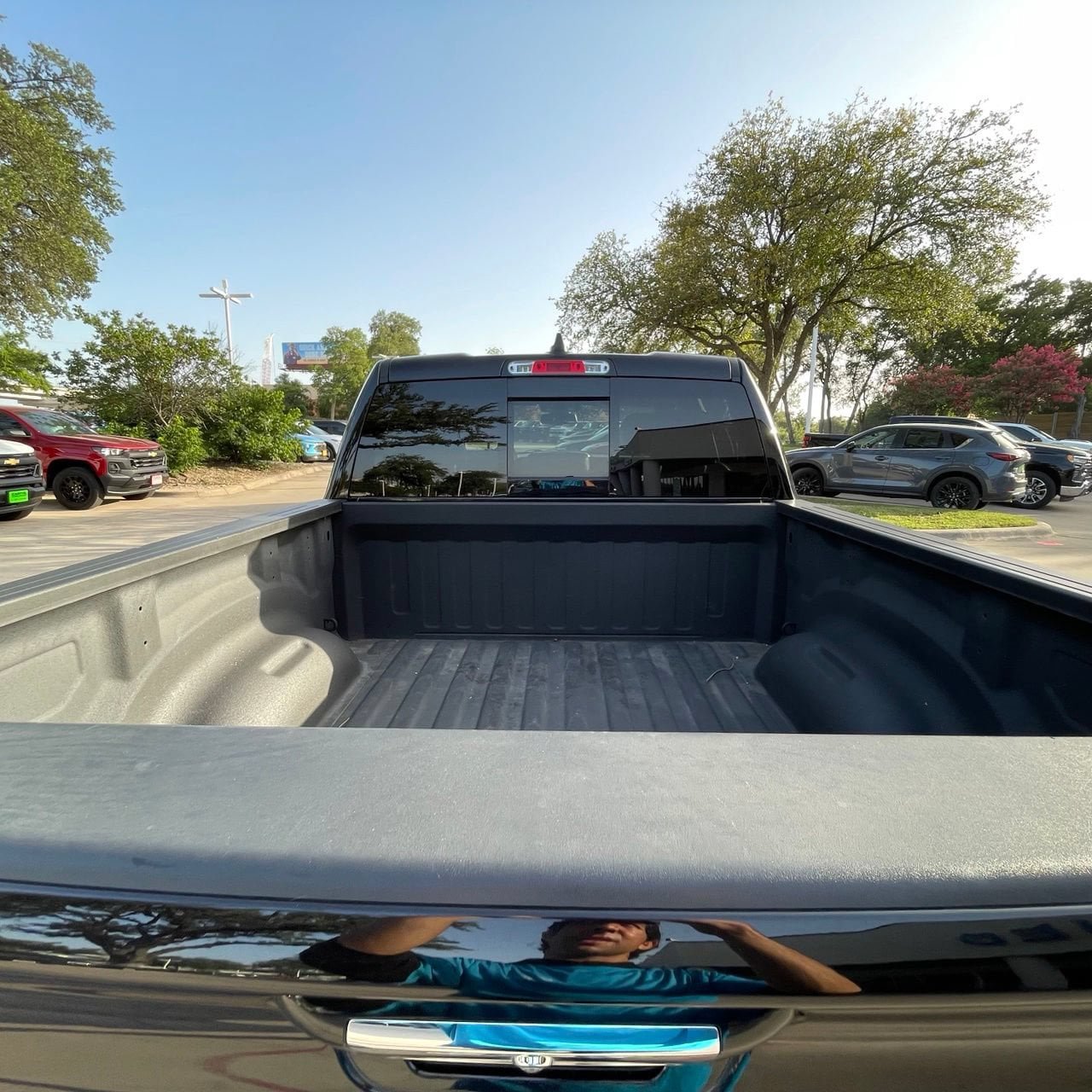 Used 2020 RAM 1500 Limited w/ Body Color Bumper Group RWD image 25