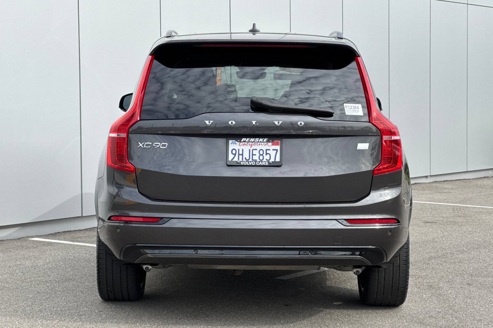 Used 2023 Volvo XC90 T8 Plus AWD/4WD image 4