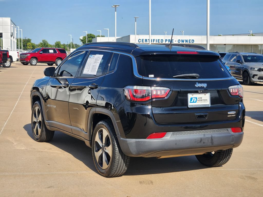 Used 2018 Jeep Compass Latitude w/ Popular Equipment Group FWD image 7