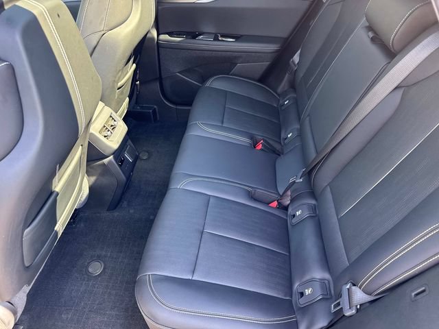 Certified 2025 Cadillac Optiq Luxury 2 w/ LPO, Floor Liner Package AWD/4WD image 14