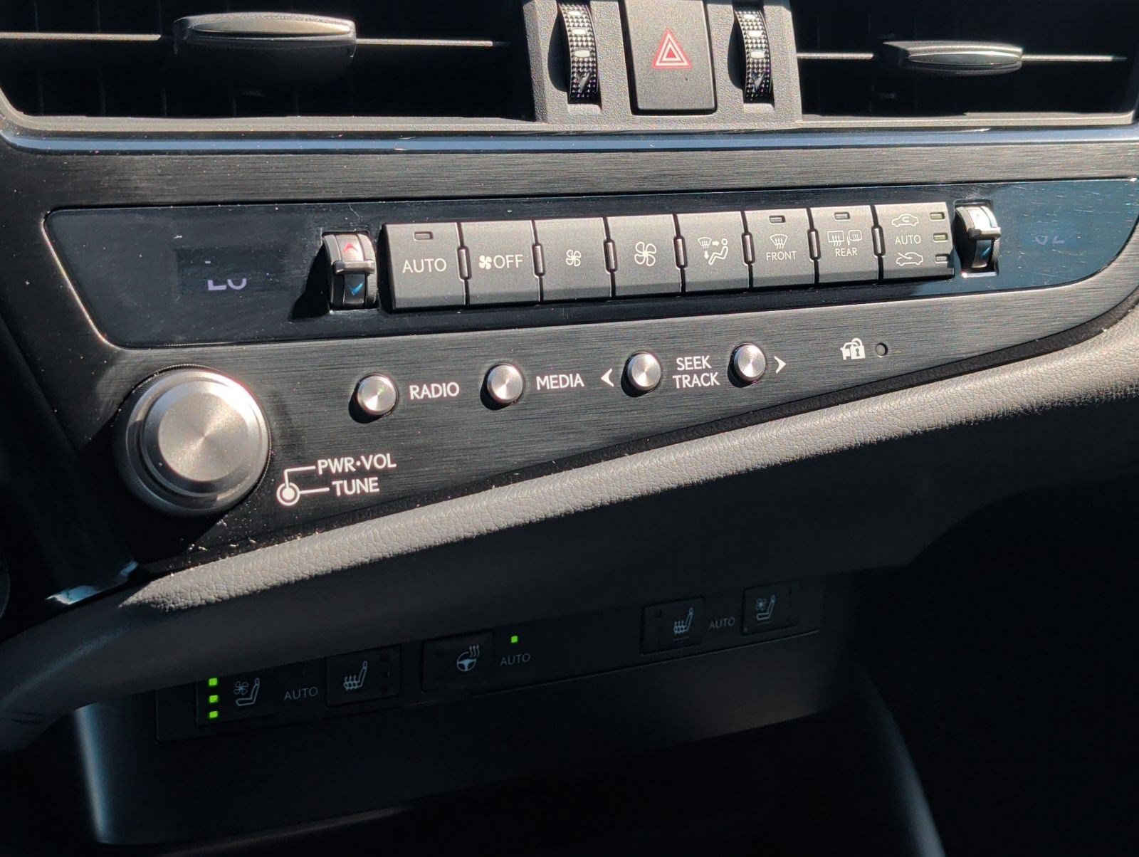 Used 2025 Lexus ES 350 w/ Premium Package FWD image 20