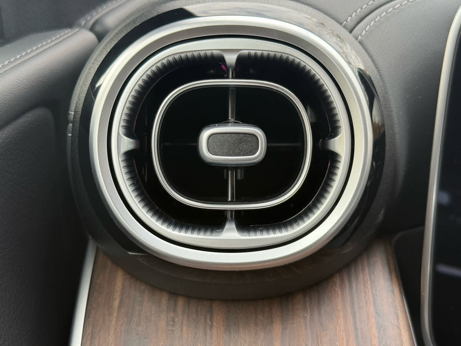 New 2026 Mercedes-Benz GLC 300 GLC 300 image 29