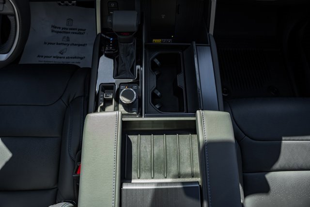 New 2026 Toyota Tundra Platinum w/ TRD Off-Road Package image 27