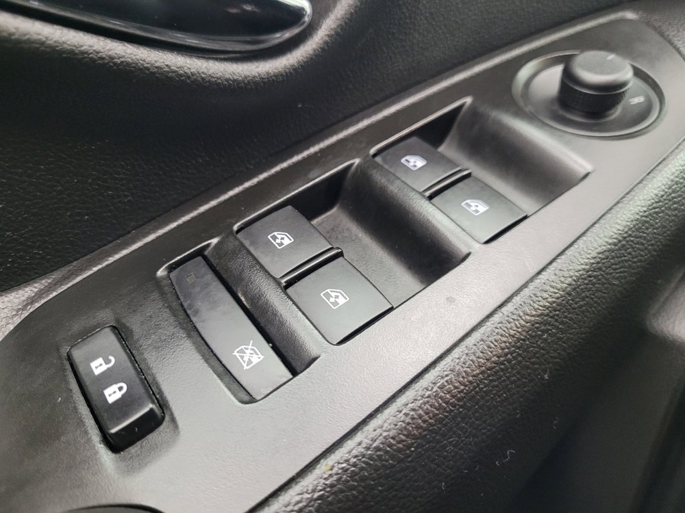 Used 2018 Chevrolet Trax LT w/ LT Convenience Package FWD image 27