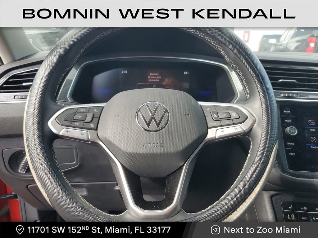 Used 2023 Volkswagen Tiguan SE image 28