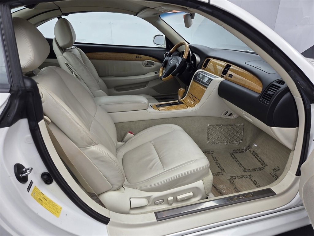Used 2005 Lexus SC 430 Convertible image 15