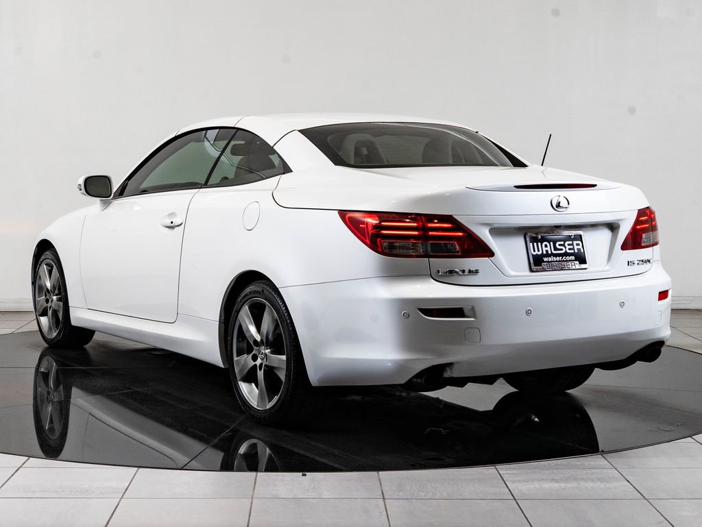 Used 2010 Lexus IS 250C image 7