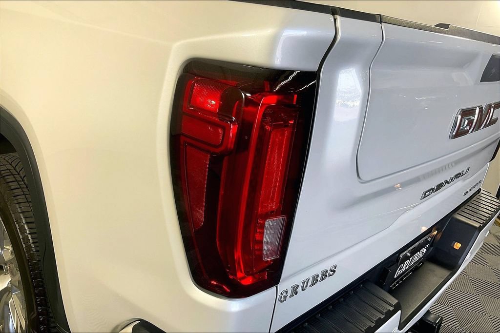 Used 2024 GMC Sierra 1500 Denali w/ Technology Package RWD image 41