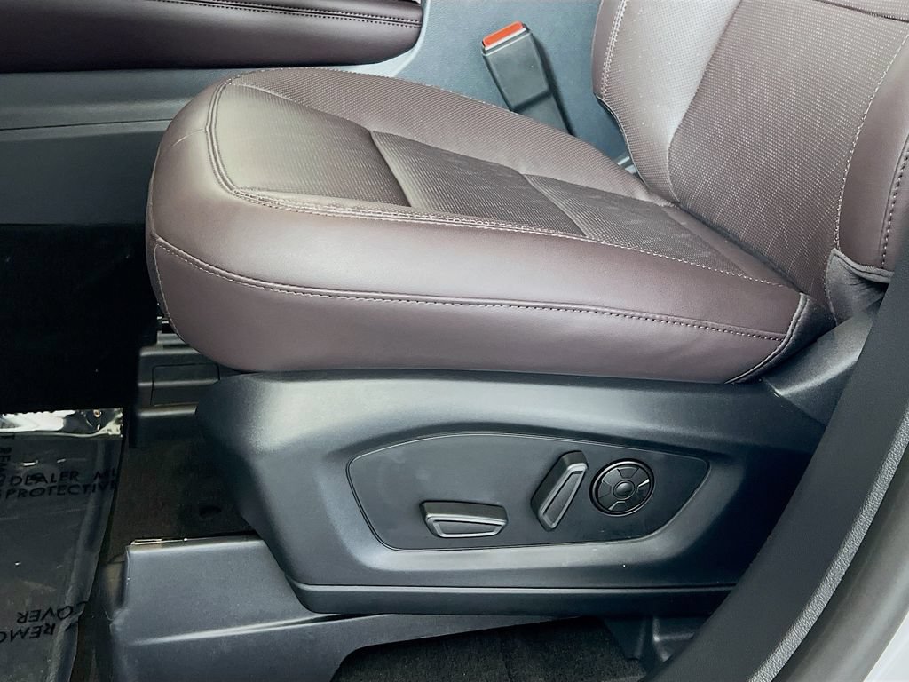 New 2026 Ford Explorer Platinum AWD/4WD image 25