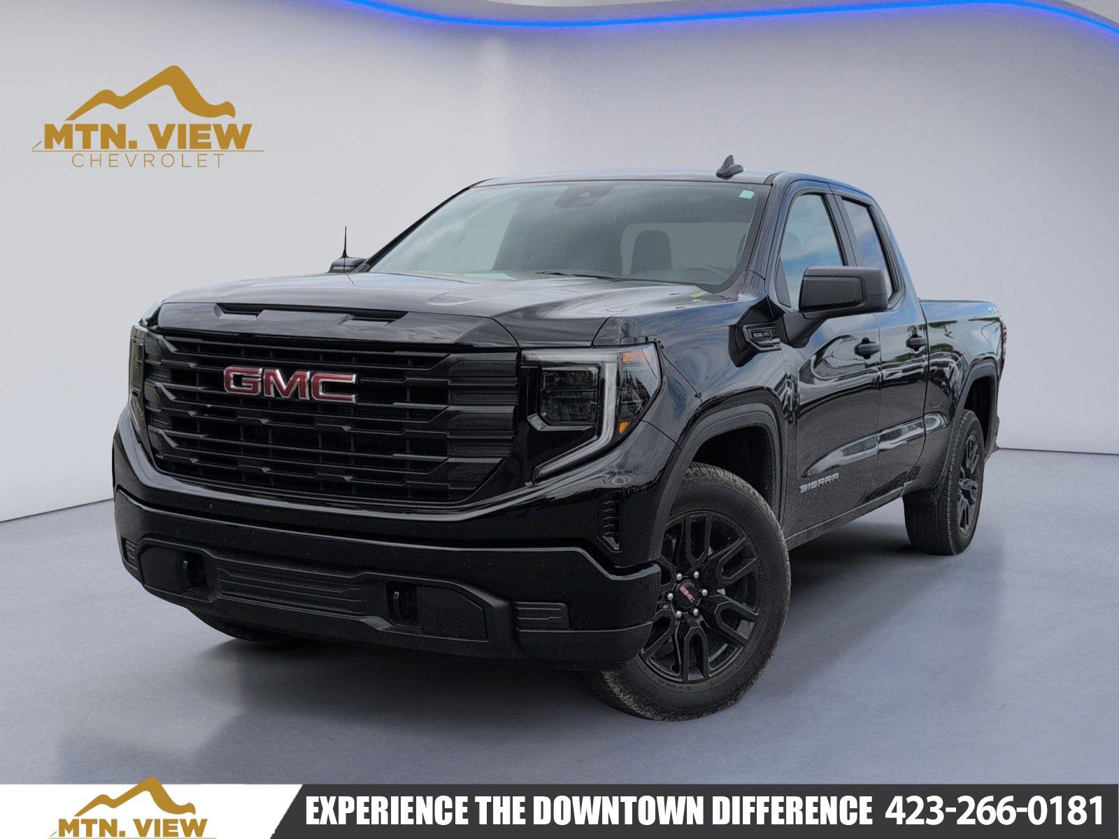 Used 2025 GMC Sierra 1500 Pro w/ Graphite Edition image 1