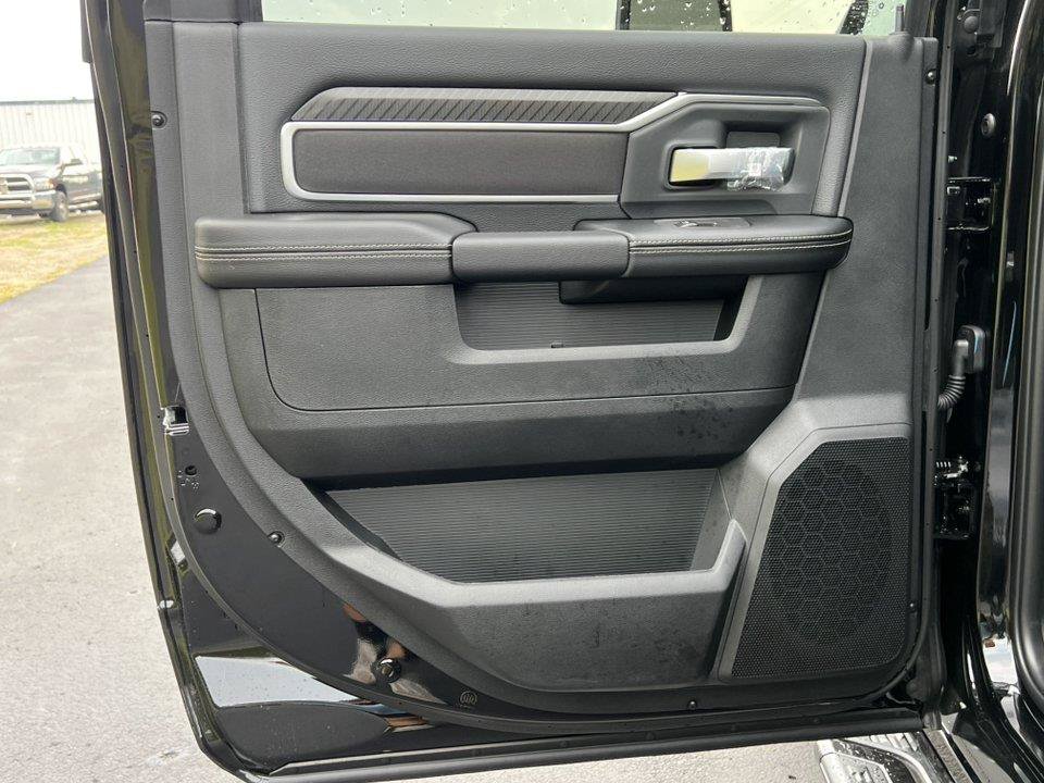 New 2027 RAM 2500 Big Horn AWD/4WD image 37
