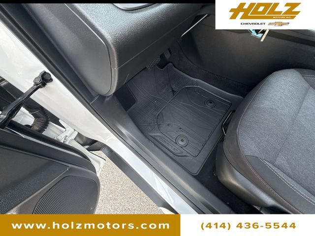 Certified 2024 Chevrolet Trax RS w/ Driver Confidence Package image 32