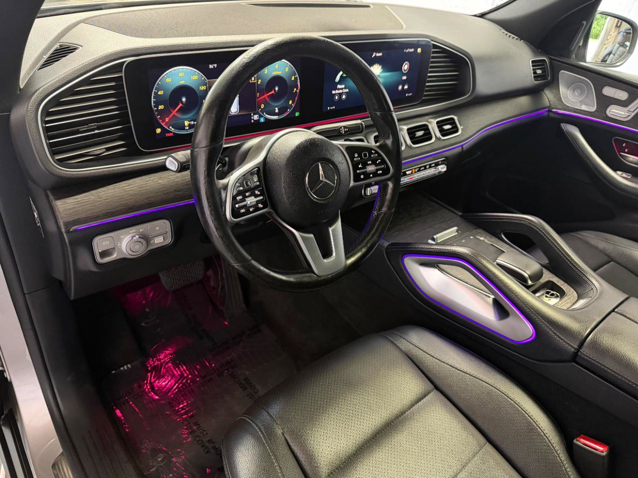 Used 2020 Mercedes-Benz GLE 350 4MATIC w/ Premium Package image 17