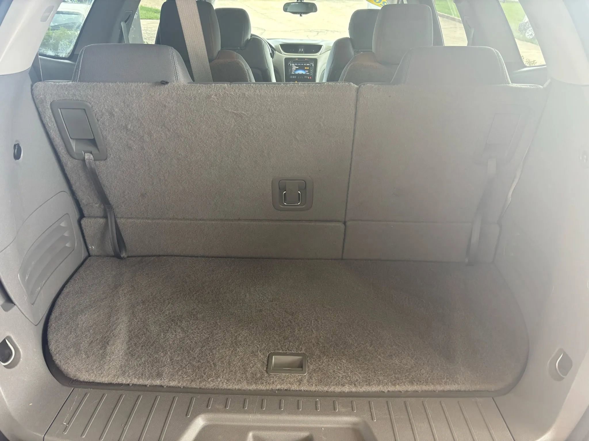 Used 2015 Chevrolet Traverse LT w/ Style and Technology Package image 25