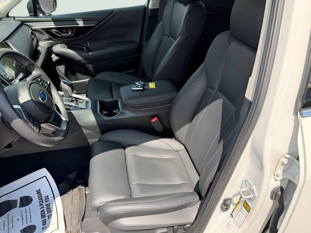 Used 2025 Subaru Outback Touring XT AWD/4WD image 18