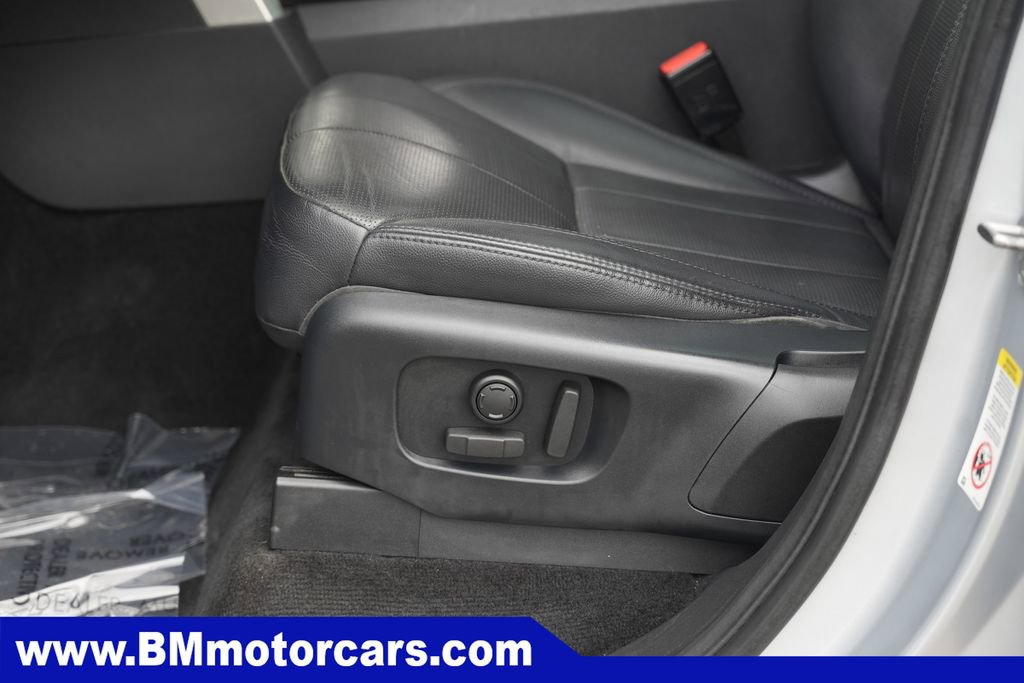 Used 2018 Land Rover Discovery HSE AWD/4WD image 22