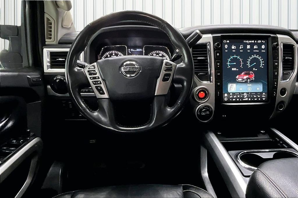 Used 2018 Nissan Titan PRO-4X w/ Pro-4x Convenience Package image 9