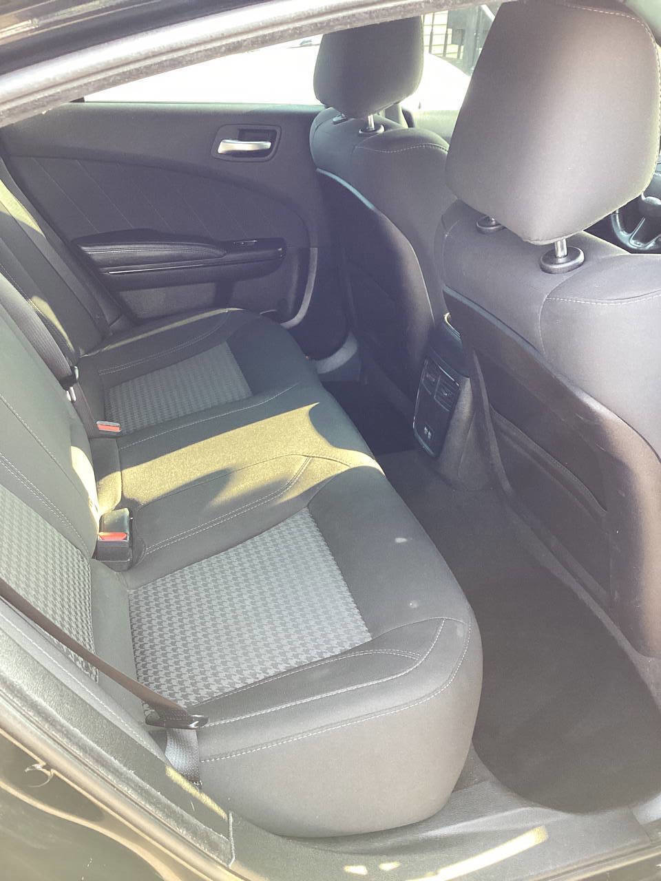 Used 2019 Dodge Charger SXT image 27