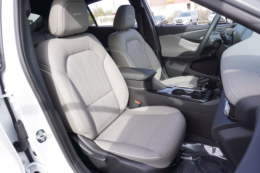 New 2026 Buick Envista Avenir image 12