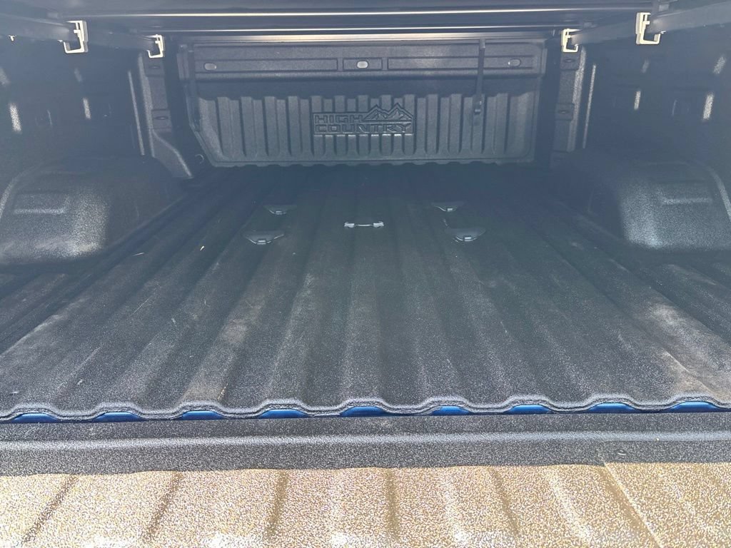 Used 2022 Chevrolet Silverado 2500 High Country AWD/4WD image 8