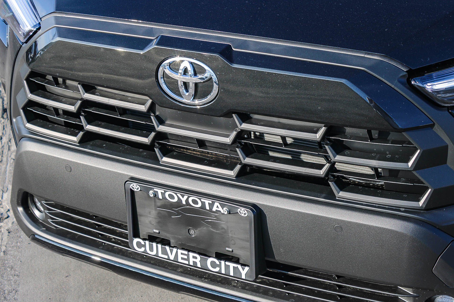 New 2026 Toyota Corolla Cross XLE image 6