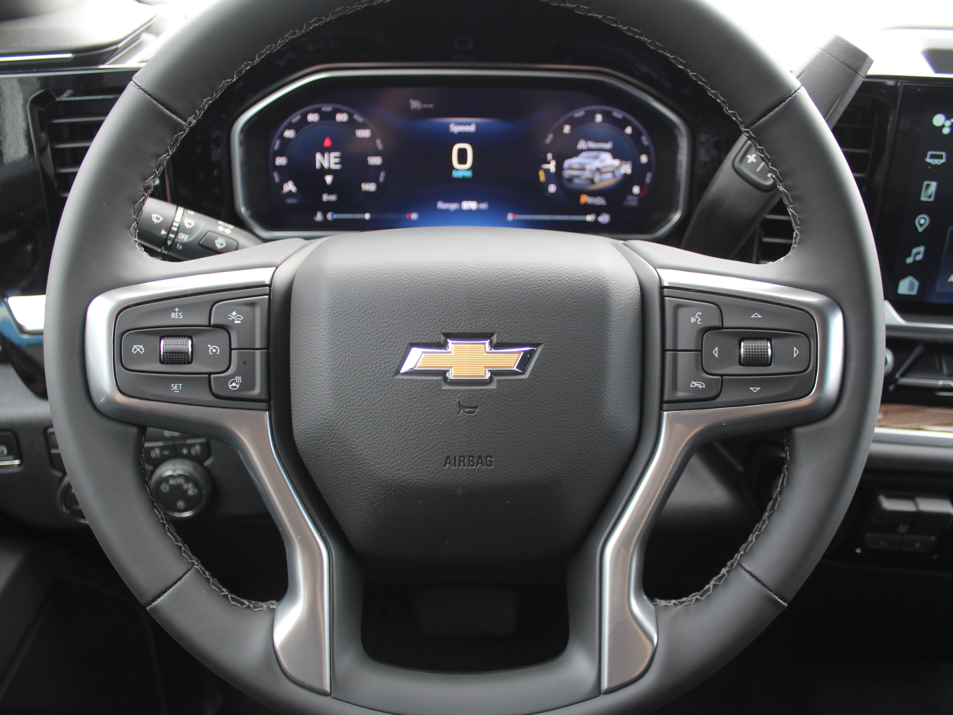 New 2026 Chevrolet Silverado 1500 LT AWD/4WD image 11