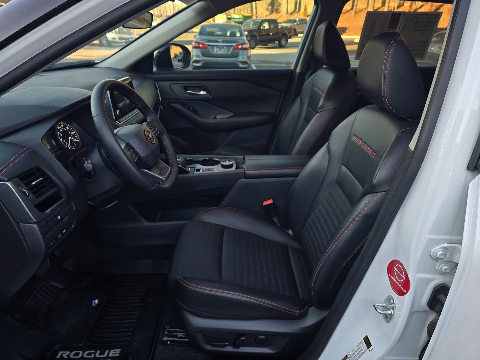 Certified 2025 Nissan Rogue SV image 12