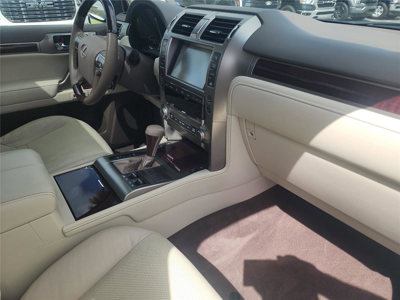 Used 2019 Lexus GX 460 Premium image 26