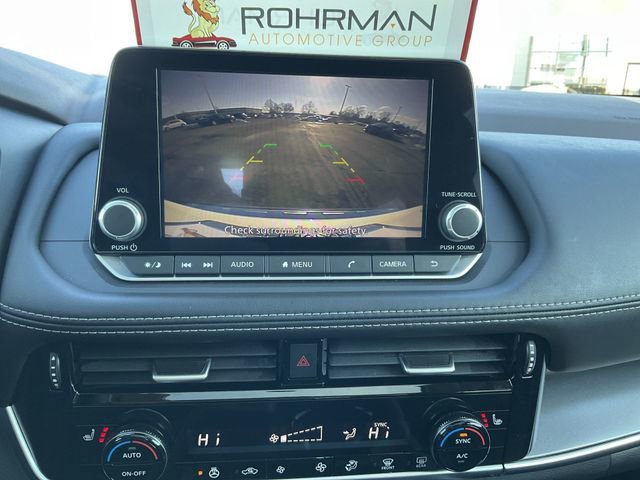 Used 2023 Nissan Rogue SV w/ SV Premium Package image 15