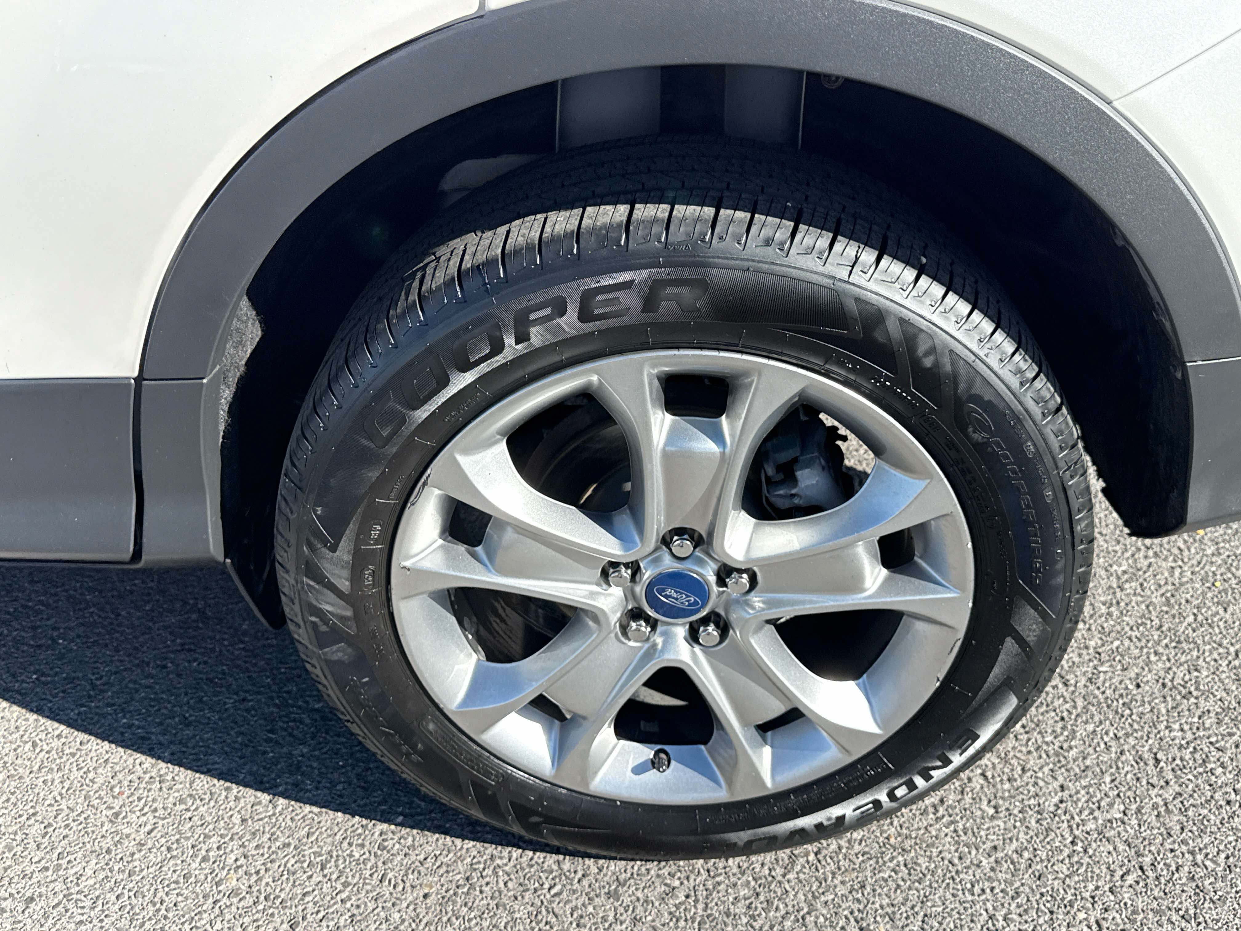 Used 2013 Ford Escape SEL AWD/4WD image 7