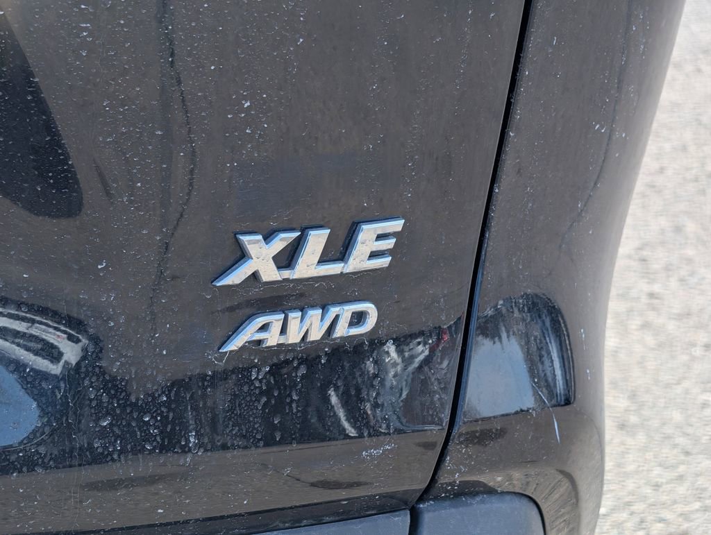 Used 2025 Toyota RAV4 XLE w/ Convenience Package image 13