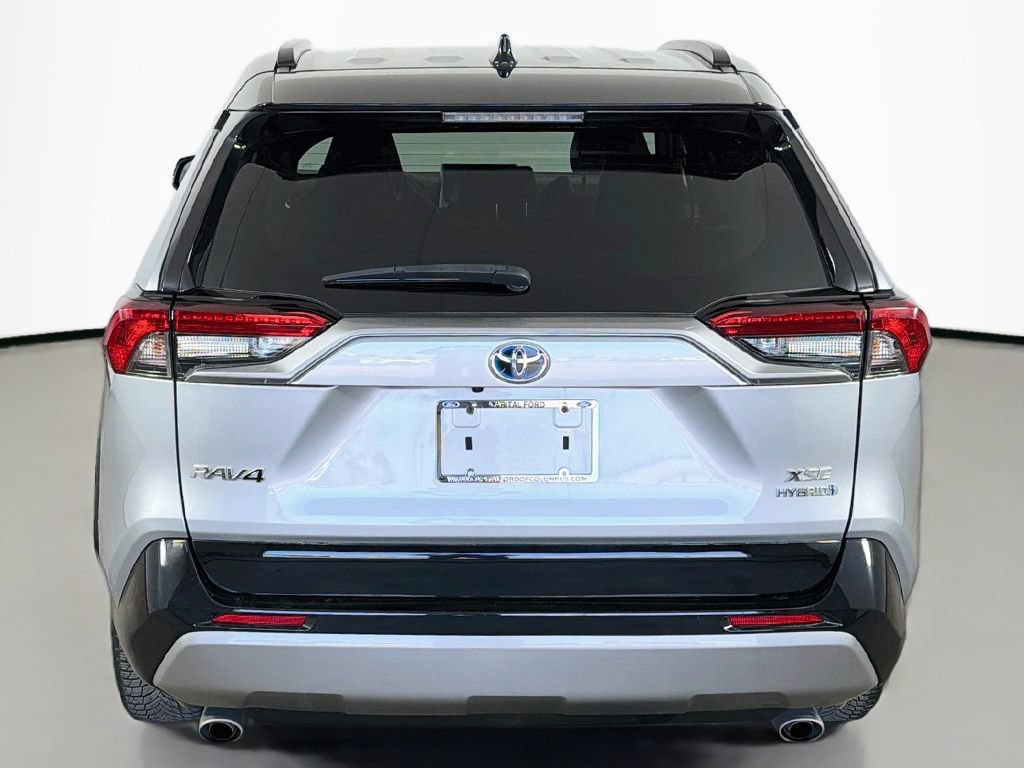 Used 2022 Toyota RAV4 XSE w/ XSE Grade Weather Package AWD/4WD image 15