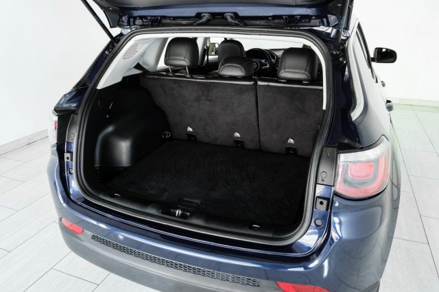 Used 2020 Jeep Compass Latitude AWD/4WD image 54