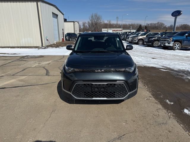 Used 2023 Kia Soul LX w/ LX Technology Package image 2