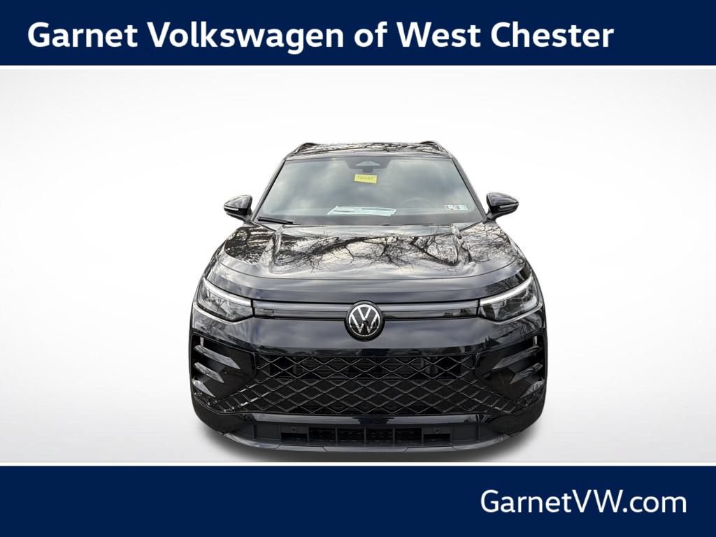 New 2026 Volkswagen Tiguan SE R-Line AWD/4WD image 8