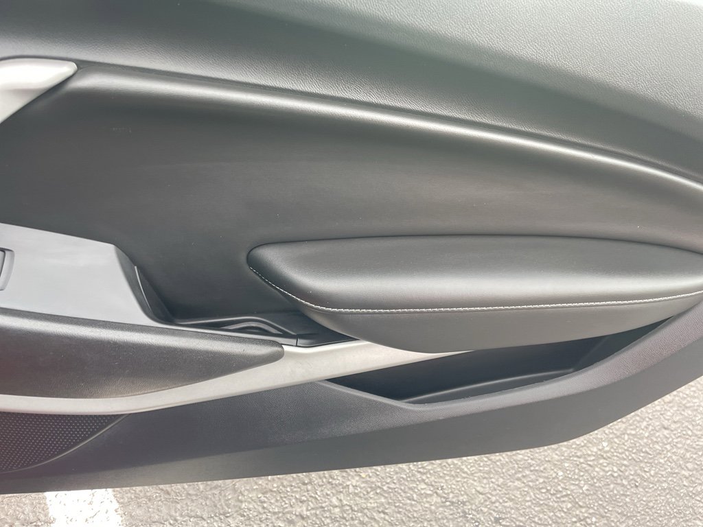 Used 2020 Chevrolet Camaro LT image 56