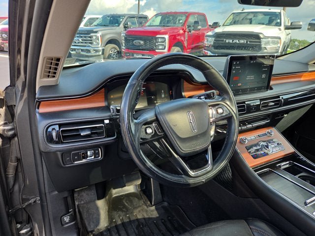 Used 2020 Lincoln Aviator Reserve w/ Equipment Group 201A AWD/4WD image 8