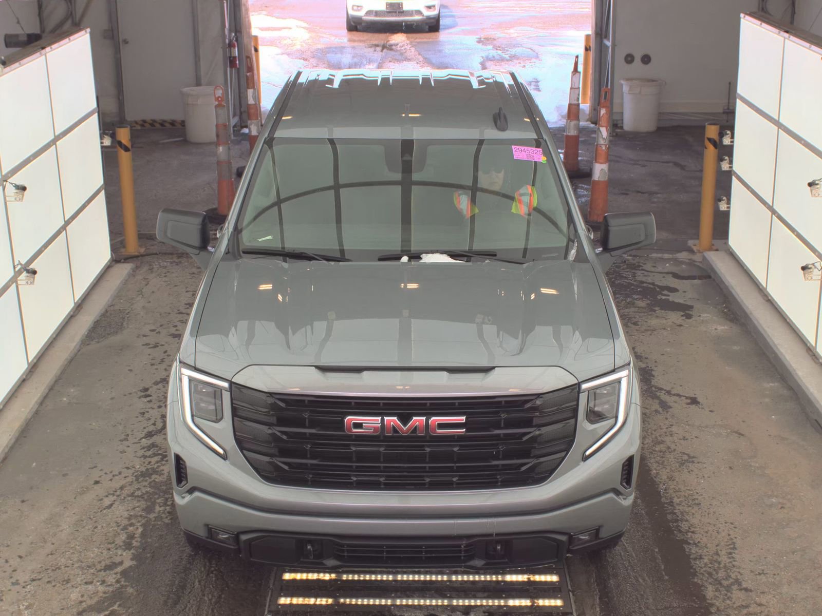 Used 2024 GMC Sierra 1500 Elevation image 2