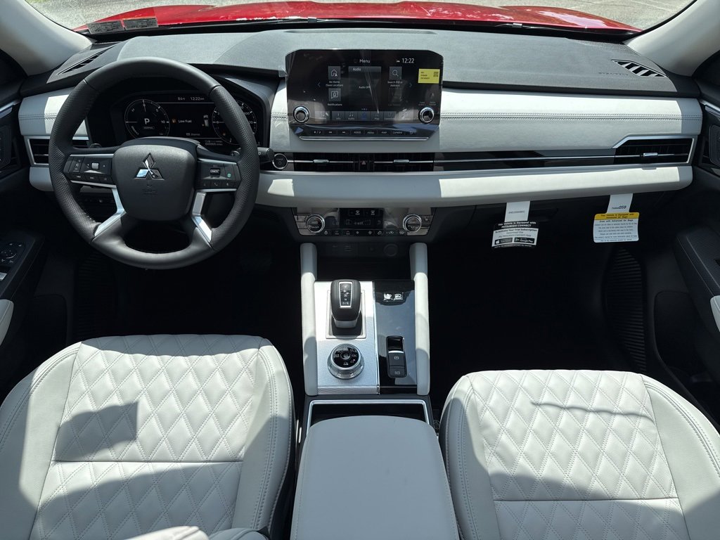 New 2025 Mitsubishi Outlander SEL image 22